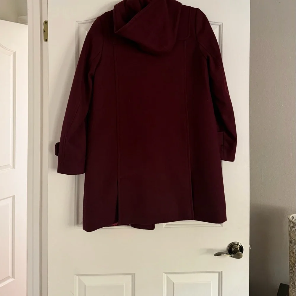 J.Crew Wool Cashmere Coat Size 6 Burgundy Peacoat Hooded Italian Fabric - Picture 2 of 6